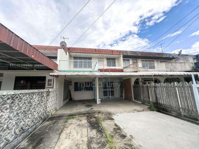 Taman Cynthia, Double Storey Terrace House For Rent. 1
