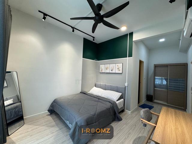 Mrt Seri Kembangan Low Deposit Easy Access Meta City Master Room New 1