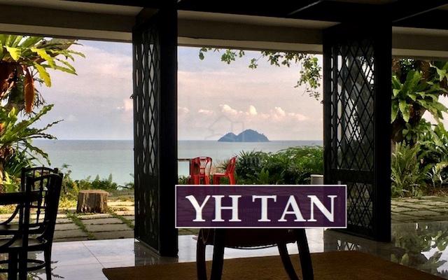 Exclusive Seaside Bungalow on Prime residential land 1
