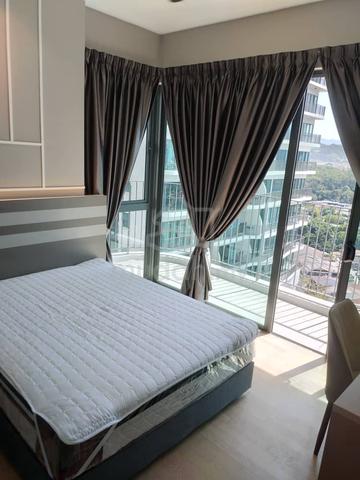 LINQ SKY RESIDENCES (Datum Jelatek) 1