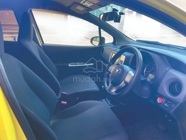 2015 Toyota VITZ Yaris 1.0 F (A) - 5