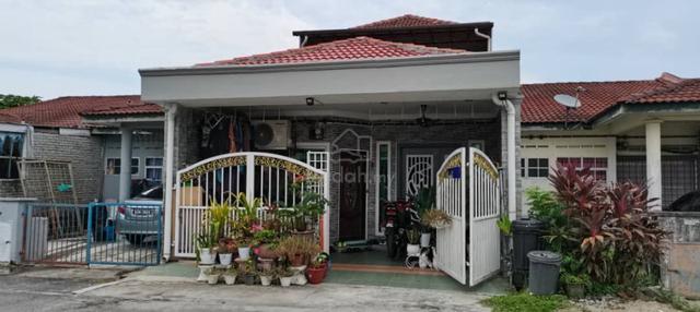 Fully Renovated 1.5 Storey Terrace Taman Banting Baru, Banting 1