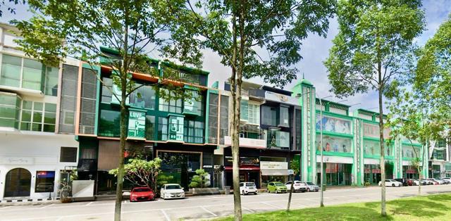 Danga Utama Sutera 3.5 Storey Shop lot Tun Aminah bukit Indah sentosa 1