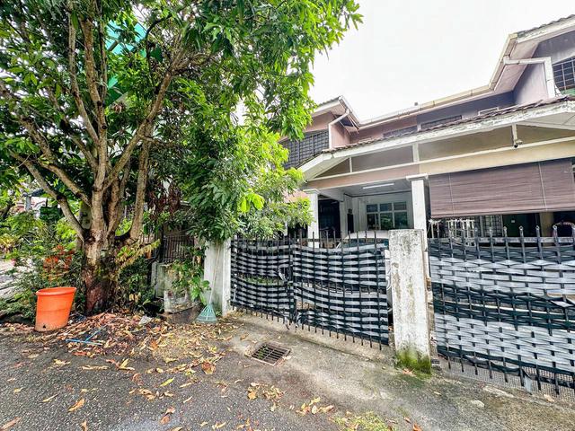 (FACING OPEN MURAH)Double Storey Taman Seroja Bandar Baru Salak Tinggi 1