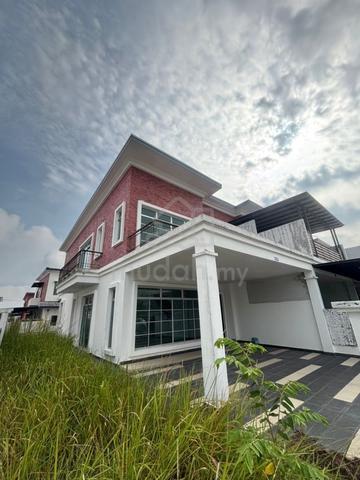 Kulai Indahpura Kesington 2 Storey Terrace House 4 Bedroom For Sale 1