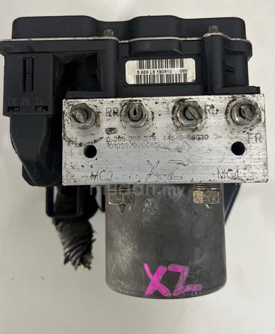Toyota Vellfire / Alphard ANH20 GGH20 Abs Pump XZ - photo 2 of 6