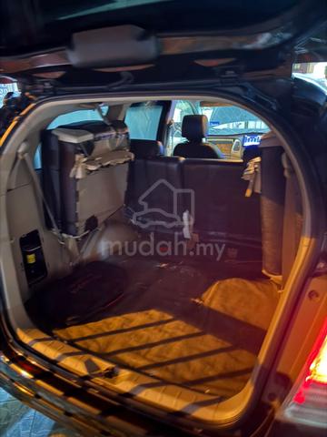 2010 Toyota INNOVA 2.0 E MY05 AN40 FACELIFT (A) - 4