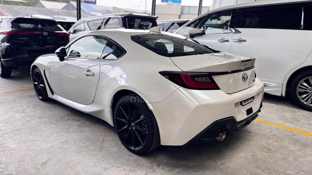 2023 Toyota GR86 2.4 RZ MT6 - 4