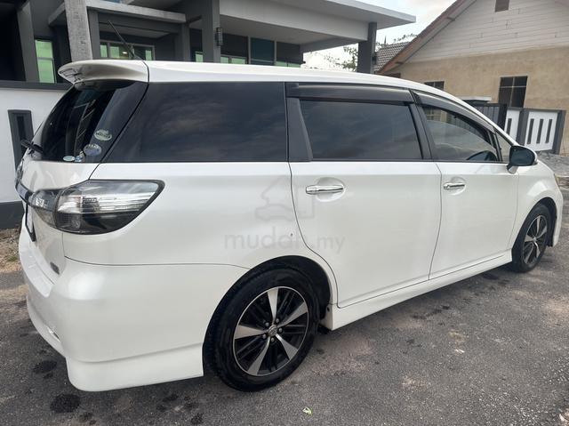2014 Toyota WISH 1.8 S FACELIFT (A) - 5