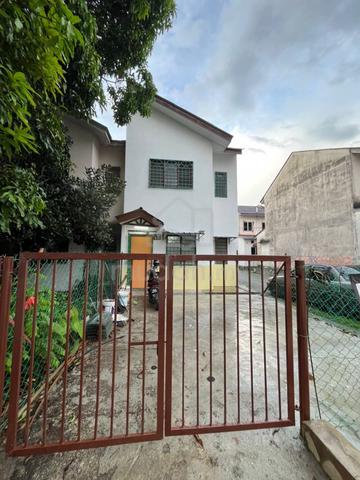 [Nice condition] low cost Double Storey Taman Pelangi,Rawang For Sale 1