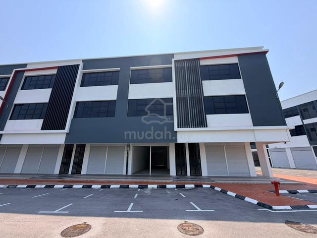 Cheap/ Atrium/ New Shoplot/ Ground floor/ 3 storey shoplot 1