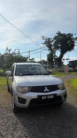 2011 Mitsubishi TRITON 2.5 LITE KA4TNJNMR - 1