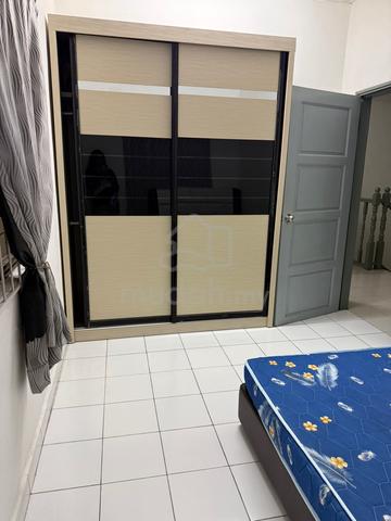 Medium room for rental at kingfisher likas 1