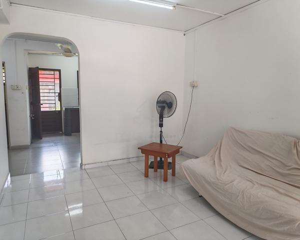 Taman Johor Jaya Double Storey Low Cost House For Rent 1
