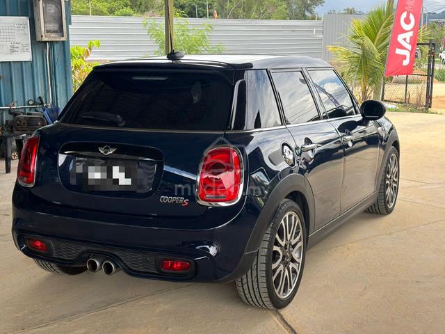 2018 Mini COOPER 2.0 S (F55 LCI) JCW (A) - 2