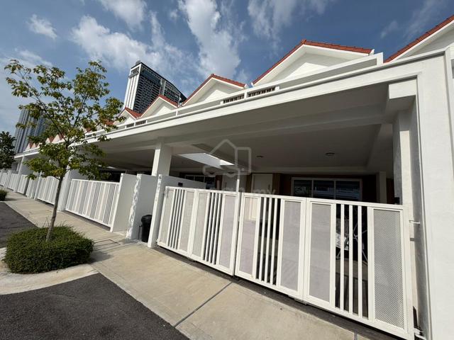 Batu Kawan Viluxe Residence All New G/Guarded 2-Storey Terrace House ! 1