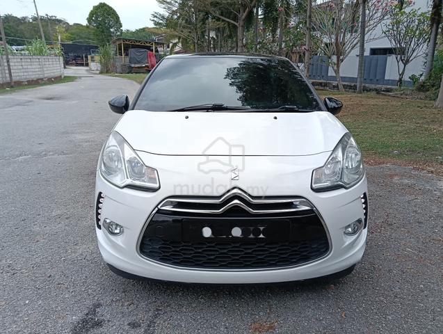 2014 Citroen DS3 1.6 (A) 3-Doors Hatchback - 2