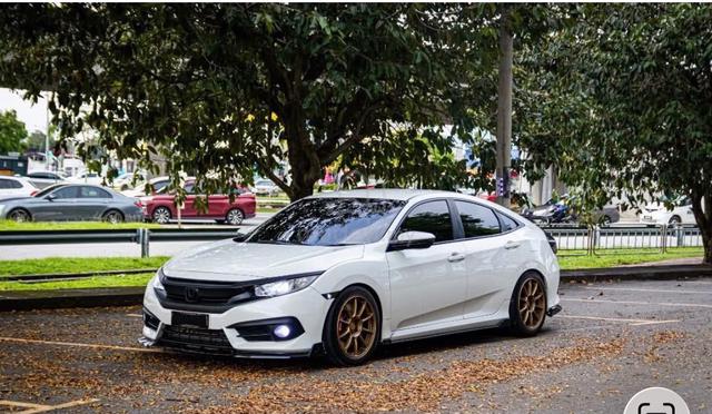 2016 Honda CIVIC 1.5 TC (A) - 1