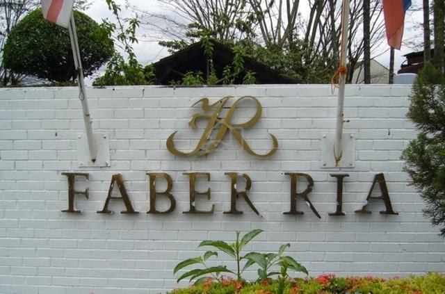 Faber Ria 1