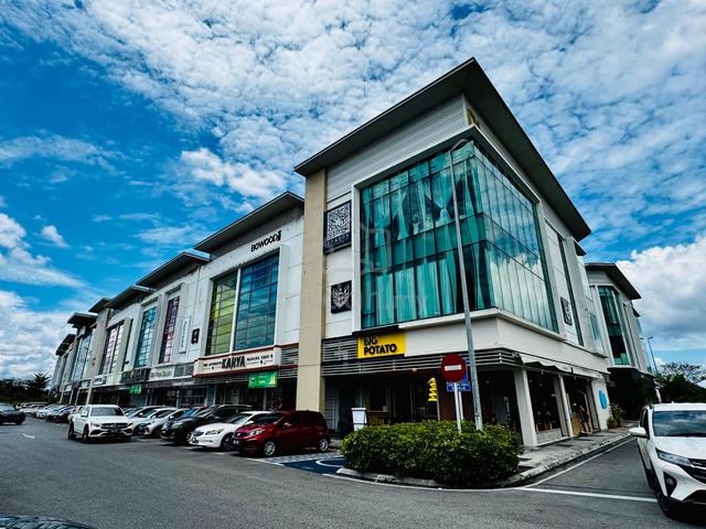 Saradise 1st floor Shoplot For Rent 1