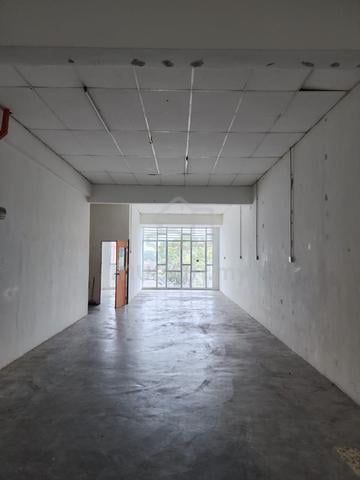 Office For Rent Ayer Keroh Heights Near KFC Mixue FamilyMart Zus MITC 1