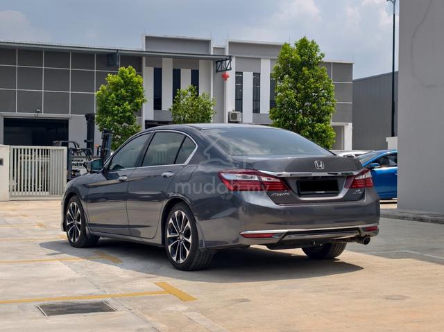 2017 Honda ACCORD 2.4 VTI-L FACELIFT (A) FULL LOAN - 2