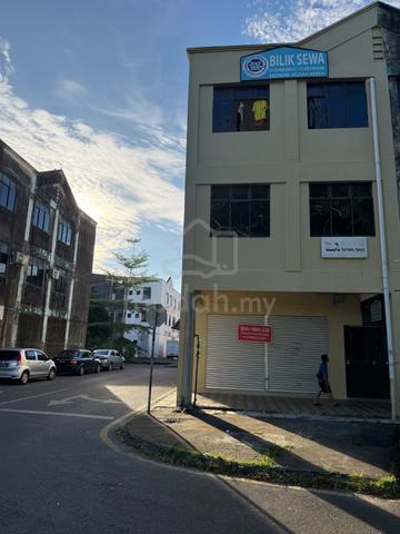 Ground Floor Corner shoplot for rent 1