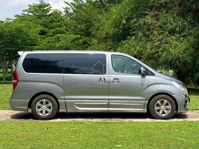 2017 Hyundai GRAND STAREX 2.5 ROYALE MY2014 (A) - 4
