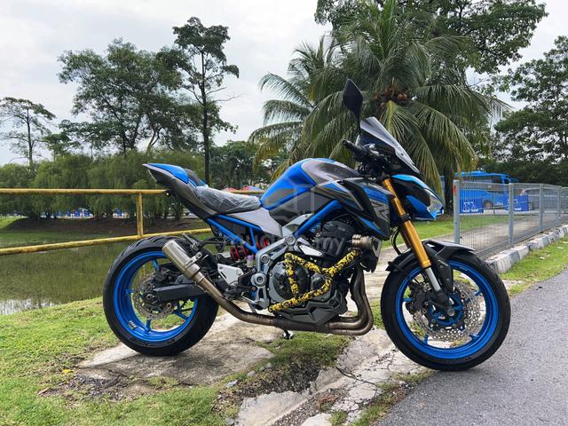 Carousel Image