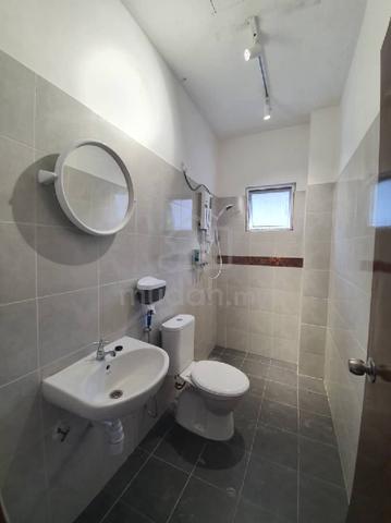 Rose Apartment 5