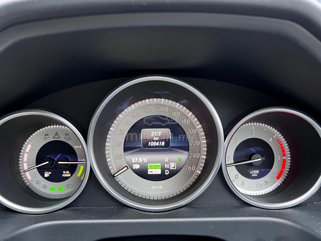 2015 Mercedes Benz E300 HYBRID 2.1 AMG C&C F/SEVIS - 4