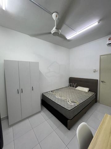 Impiana Sky Residensi Bukit Jalil | Medium Room for Rent 1