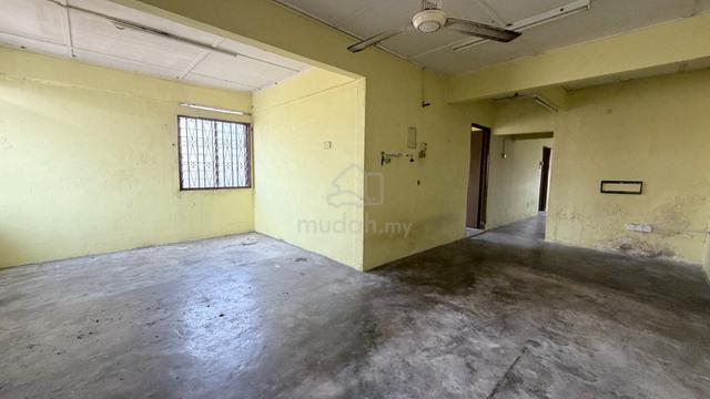 Tampoi Single Storey Low Cost Terrace House (Corner Lot) Very Value!! 1