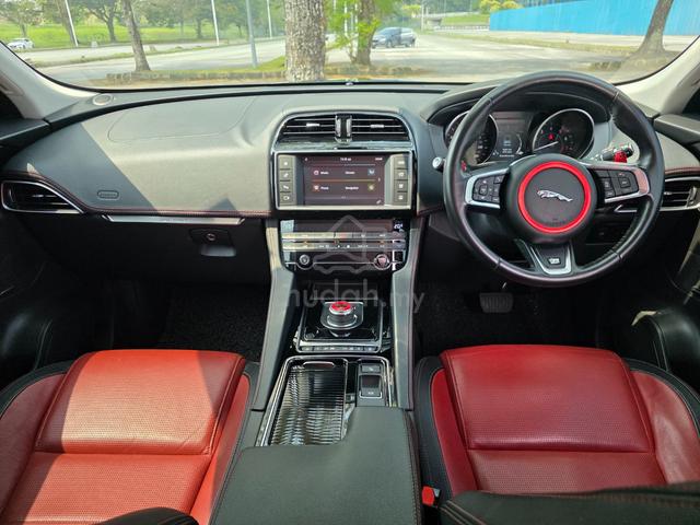 2018 Jaguar F-PACE 2.0 INGENIUM R-SPORT LOW MILEAG - 5