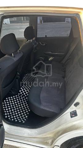 2009 Honda JAZZ 1.5 V (A) - 5