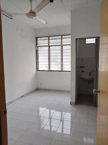 Butterworth Raja uda Double storey Terrace for rent 1