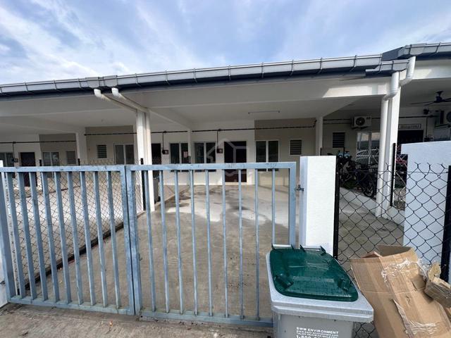 1 storey Iringan Bayu Rent Basic Unit | Seremban | S2 | Sendayan 1