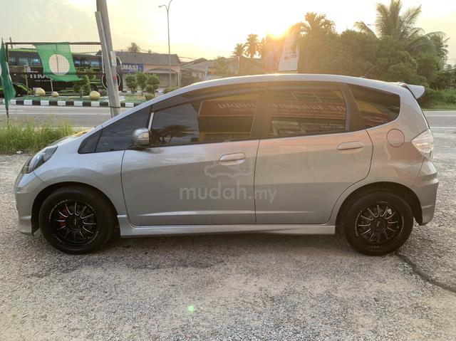 2010 Honda JAZZ 1.5 V (A) - 5