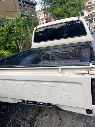 2002 Toyota HILUX 2.8 MY00 LN166R (M) - 2