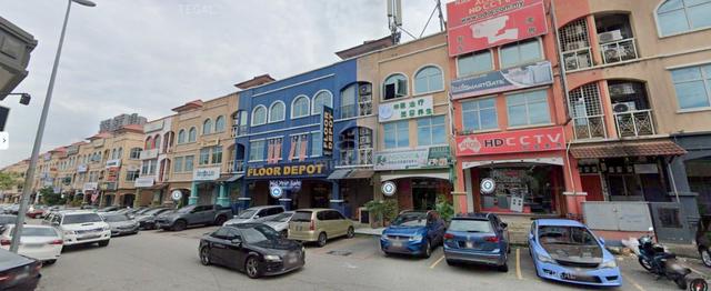 3 Sty Shoplot Sale(Freehold)Bandar Puteri, Puchong(Good ROI)(22x75) 1