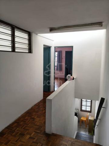 Ampang gunung Rapat Double Storey Terrace House For Rent 4