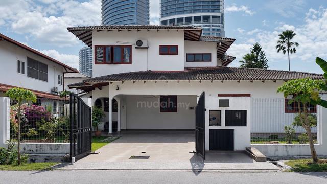 BUNGALOW HOUSE, SS 7 KELANA JAYA - “ Must View” 1