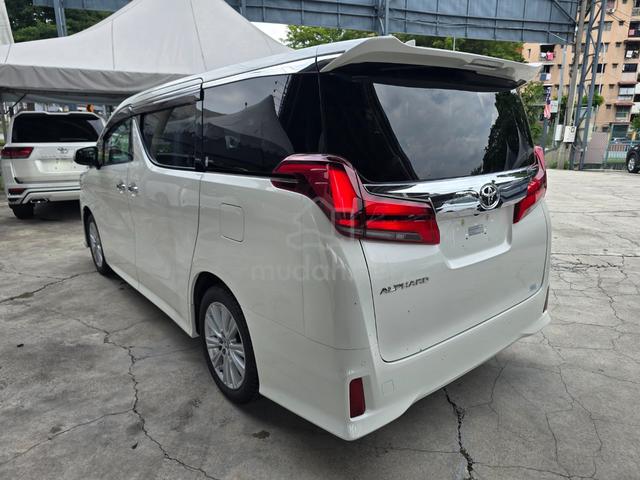 2023 Toyota ALPHARD 2.5 S 8 Seat 4.5B/28k Sunroof - 3