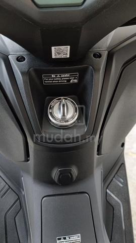 Carousel Image