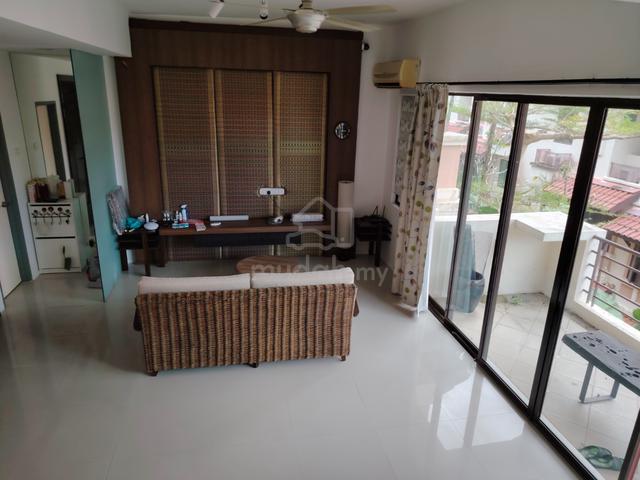 Alila Homes Gated & Guarded Terraced Tanjung Bungah 1