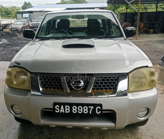2010 Nissan FRONTIER 2.5 GRANROAD (M) - 1