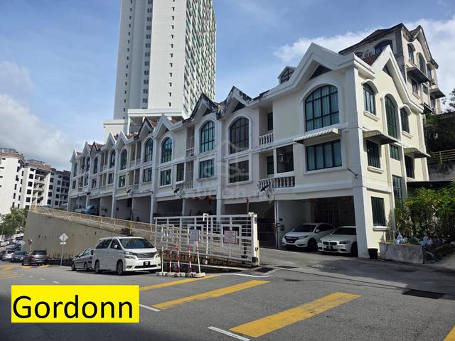 Krystal Court, 3 Storey Town House, 4 Room, Bayan Lepas 1