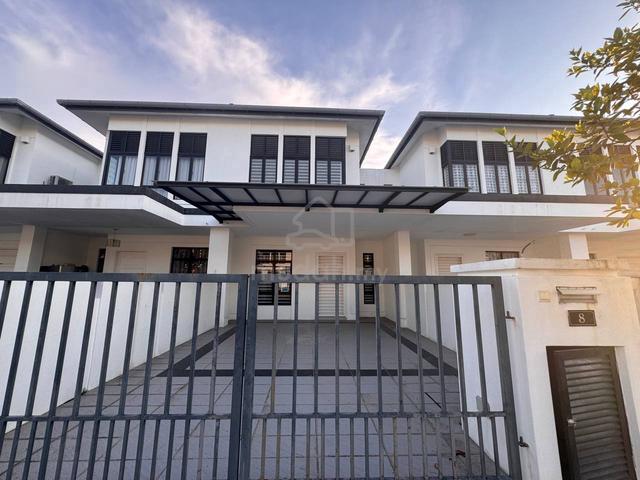 Non Bumi Lot Double Storey Terrace Eco Grandeur Puncak Alam For Sale 1
