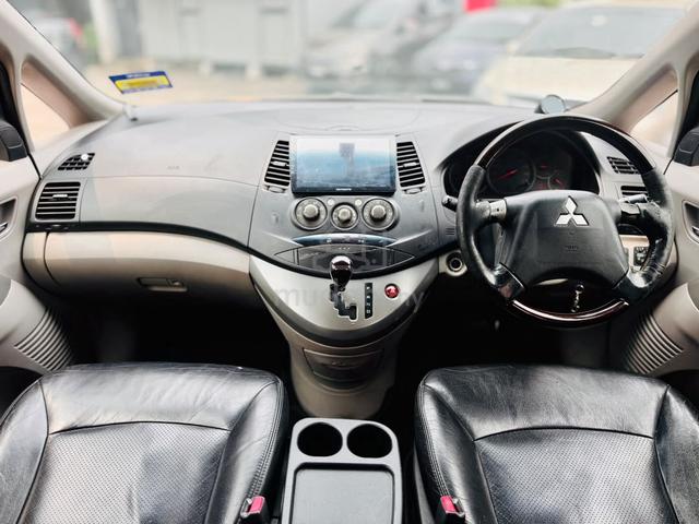 2008 Mitsubishi GRANDIS 2.4 (A) - 4
