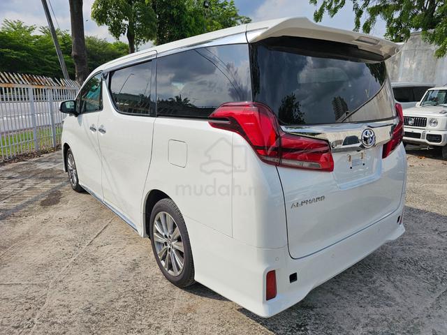 2021 Toyota ALPHARD 2.5 S TYPE GOLD II - 4